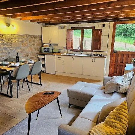 La Casina De Tresvilla Eco-house Hébergement de vacances Bobia de Arriba